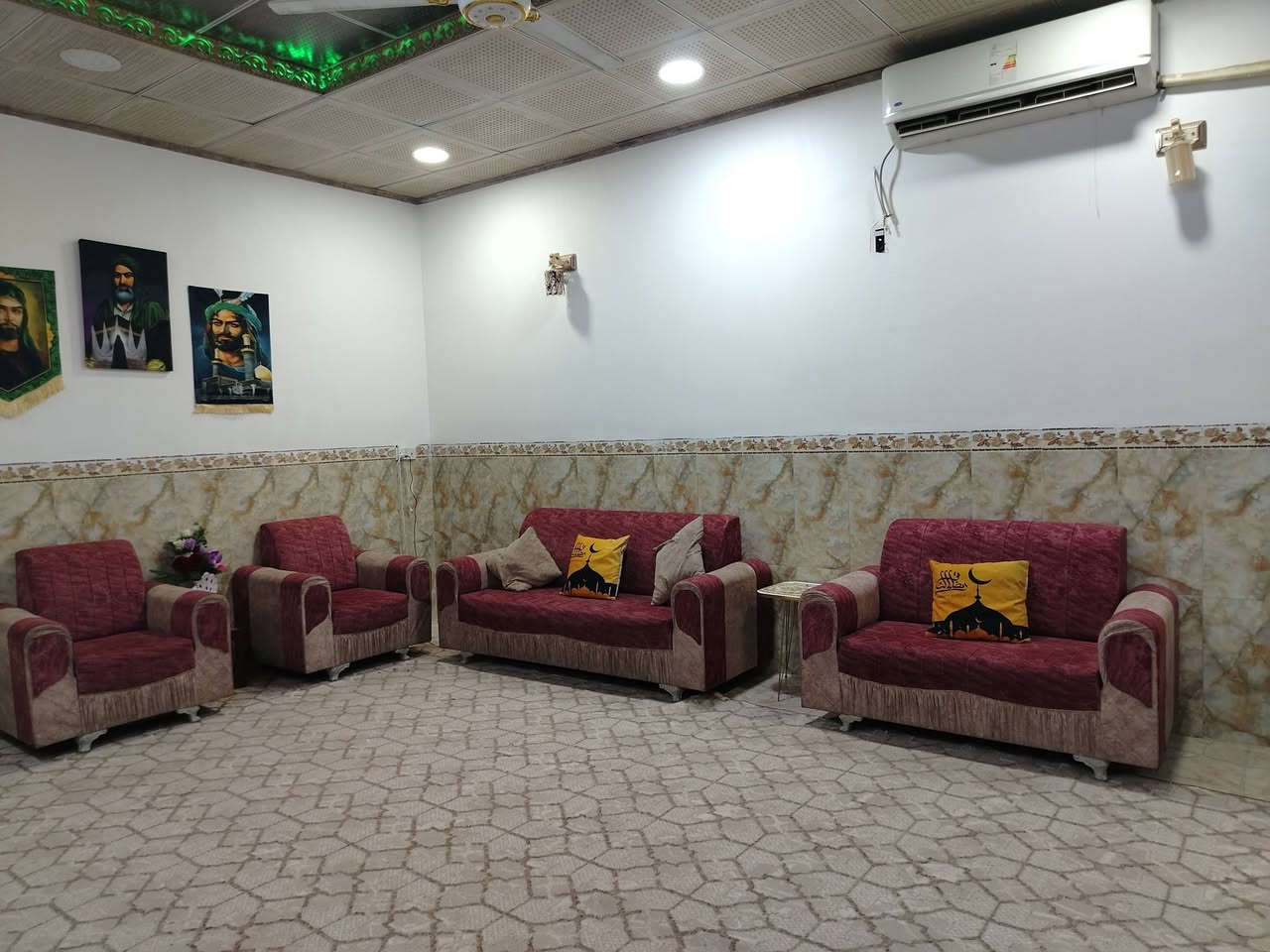 السلام عليكم
تخم للبيع  السعر ٢٠٠


**إذا كنت صاحب هذا الإعلان وتريد حذفه لأي سبب، رجاءا أرسل رسالة إلى الدعم الفني**