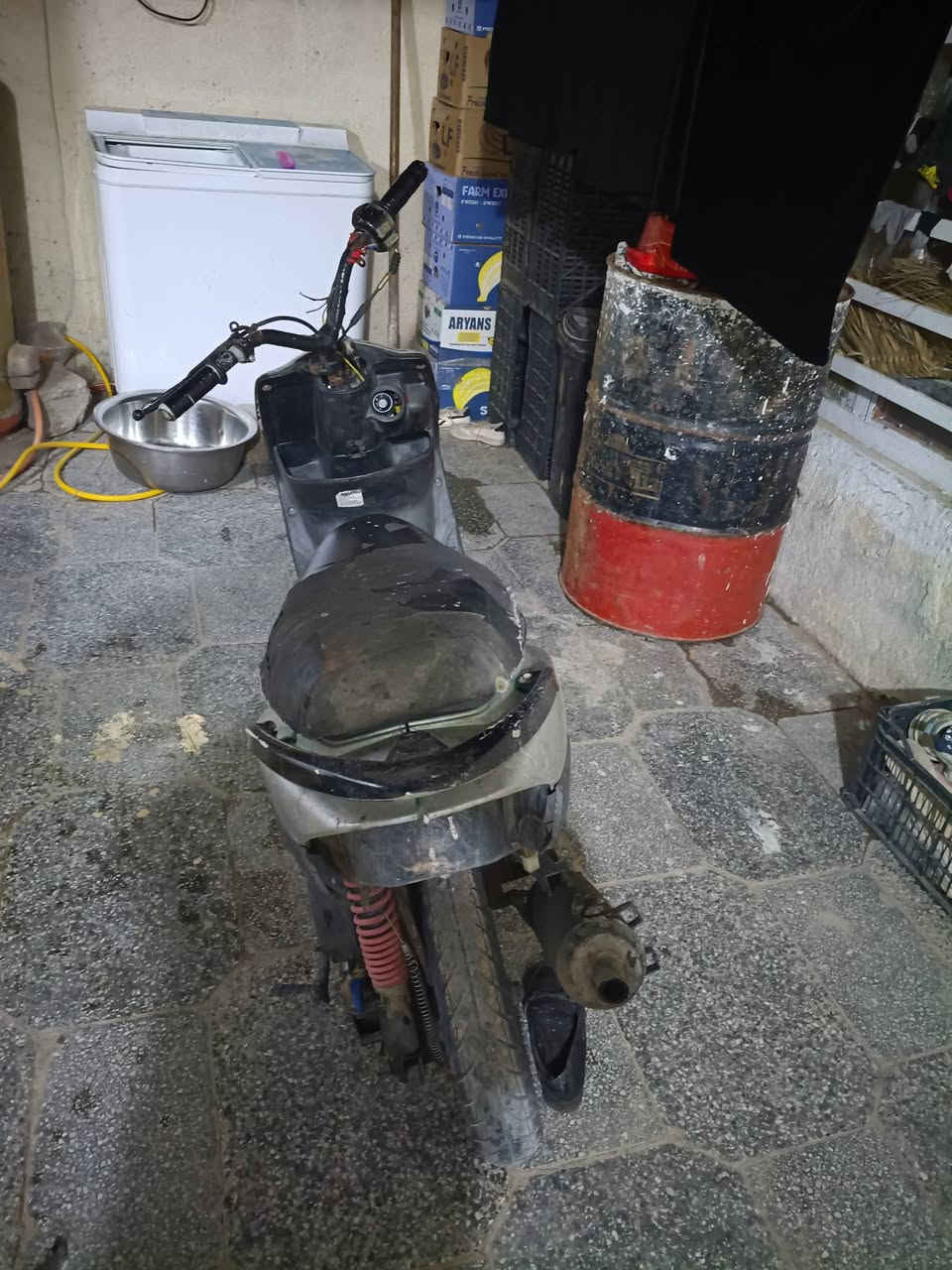 سلام عليكم عندي دراجه ماكس البيع سعره 250 وبيه مجال مكاني كربلاء وهاذه رقمي ***********
