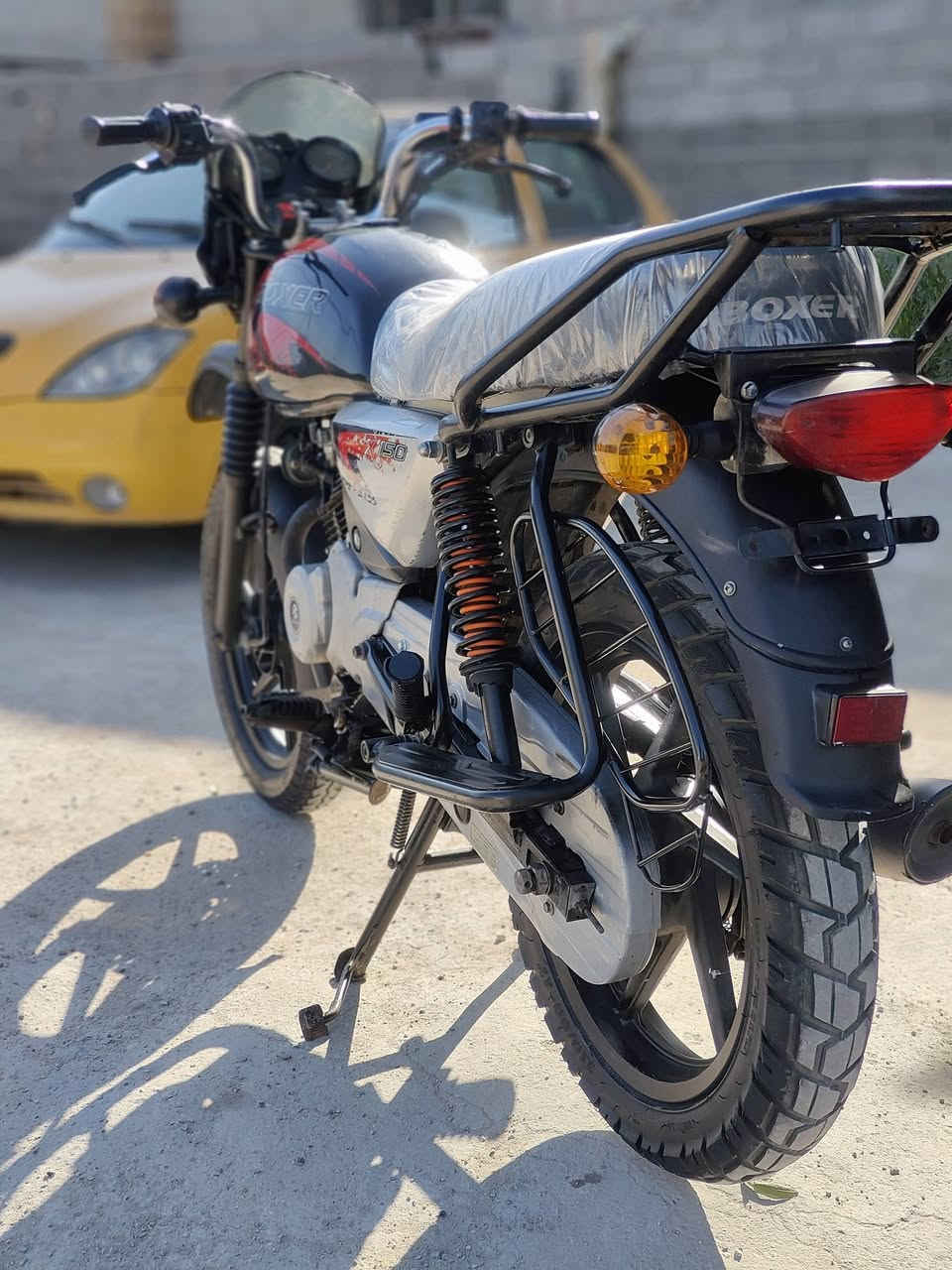 للبيع موديل 23 بغداد اوراق كامله السعر مليون و200اتصال فقط ***********
