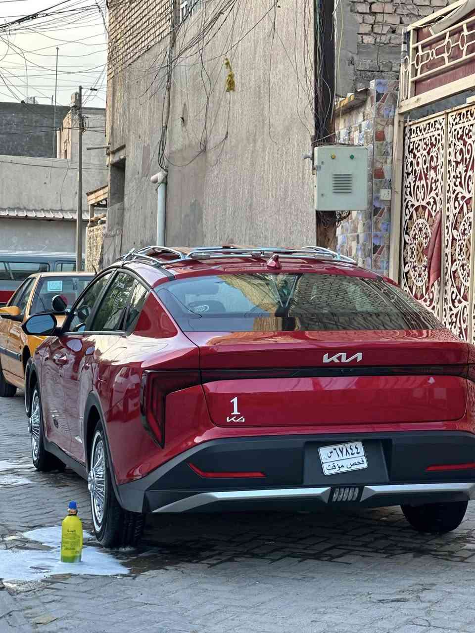 السلام عليكم كي 4 موديل ٢٥ السيارة جاهزة من كلشي بدون ايرباك الحادث موضح بل صور بدون شواصي بدون الاغود بدون تبديل السعر خاص رقم الهاتف *********** رقم الواتساب 
***********
