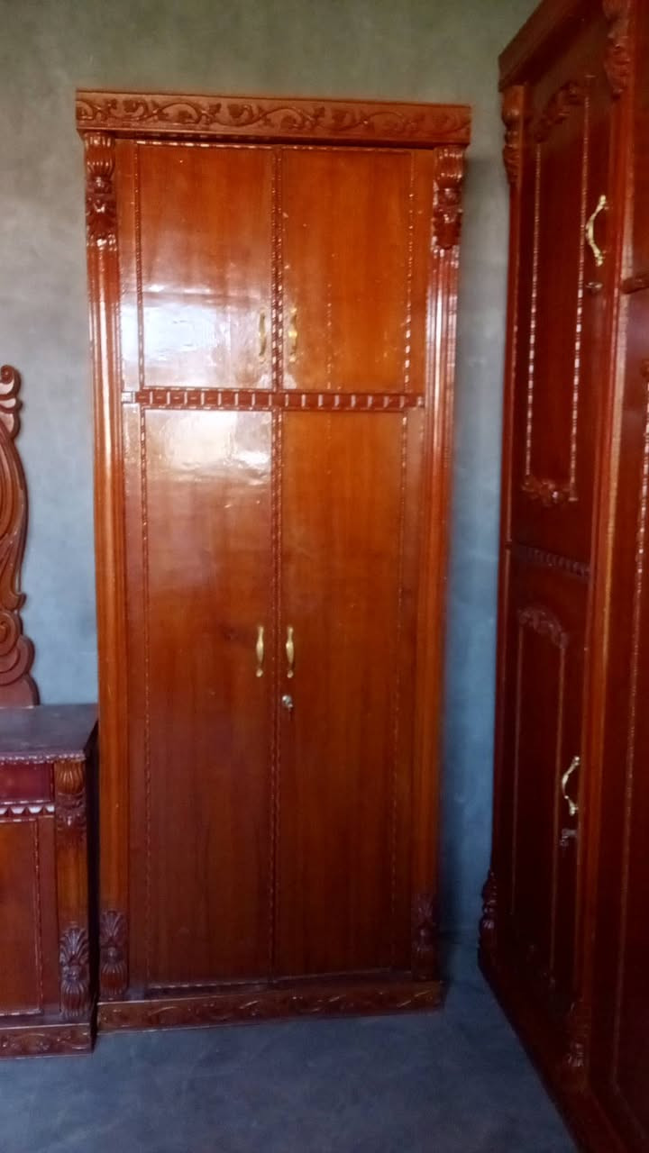 السلام عليكم اخوان توجد غرفه توج حطاطه مستخدم السعر 800وبيه مجال الاستفسار عن الرقم ***********
