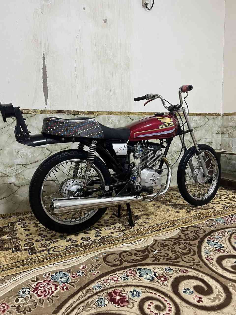 سلام عليكم دراجه للبيع اوراق اصولي ***********
