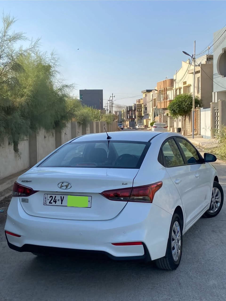 اكسنت خليجي 2020 
رقم دهوك الجديد شرط تحويل 
سنوية جديدة  
هزة جديدة 
حجم المحرك 1600 المرغوب 
تحكم ستيرن جهتين 
اشاير بالمري 
كير at شرط 
ماشيه اقل من 73 الف 
تبريد قطعتين ثلج 
بدون شخوط 
بدون رصعات 
صبغ بونيد و باب السائق تعديل 
حادث قطعة وحده جهه السائق فقط شبرين ونص باب و جامرلغ 
بدون شاصي 
داخل السيارة نظيفة جداً دشبول و كشنات تغليف.. 
السيارة احلى من الصور… 
السعر 123 $ 
للتواصل واتساب ***********
