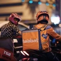 خدمة توصيل • دلفري • توصيل سريع • مندوب توصيل • توصيل طلبات • توصيل لل...