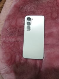 اينفينيكس هوت60i • ذاكرة ٢٥٦ • بطارية ٥١٦٠