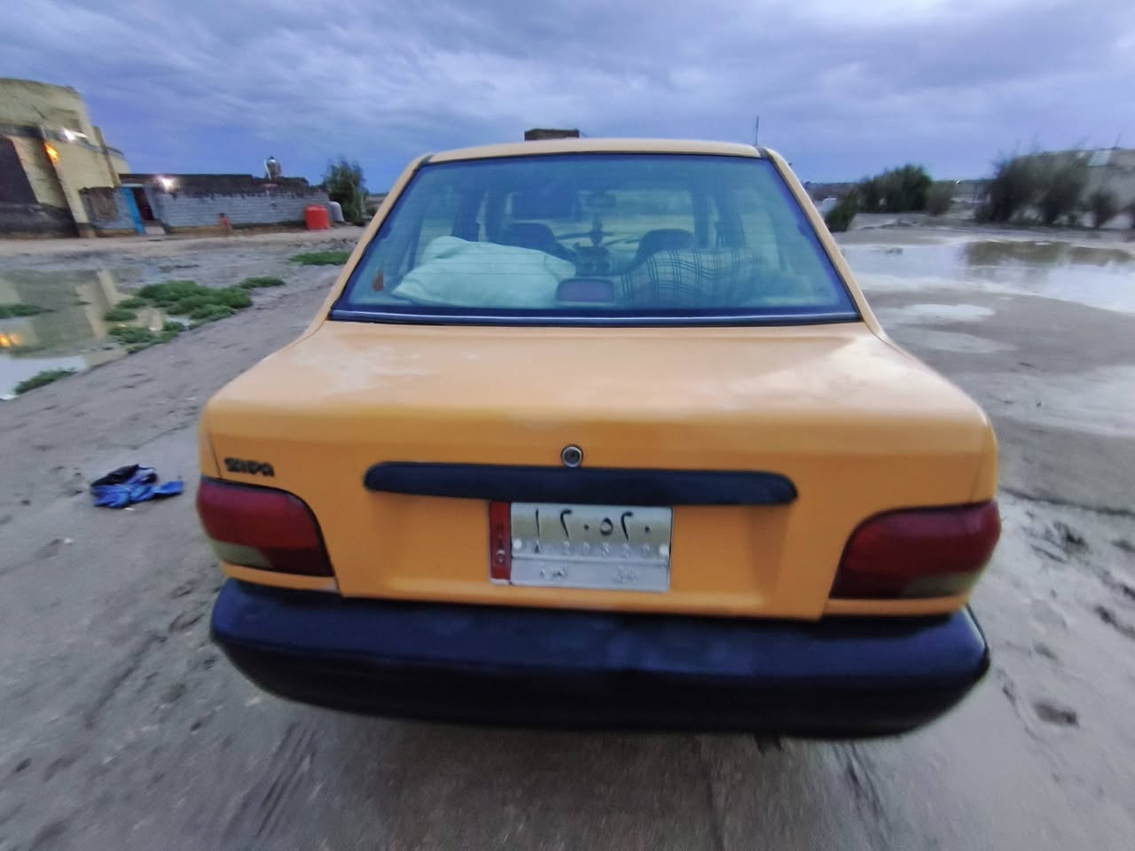 سلام عليكم سياره سايبه البيع سياره نضيف مكفوله من ضربه وتبديل موديل 2012حداديه تواير ارببع جداد مكينه نضيفه شرط كير بس رابع يفلت سياره جاهزه من كلشي رقم الاماني بابل  سنويه ال 27بيه وكاله عامه مداور بسماوه سعر 26 وبيه مجال اتصل ***********
