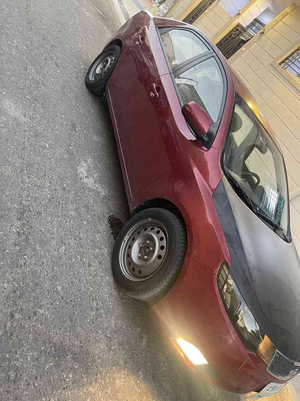 سيراتو 12 للبيع جاملع مبدل امامي ولباقي صبغ كم قطعه ابيع احزام     77
 ***********
