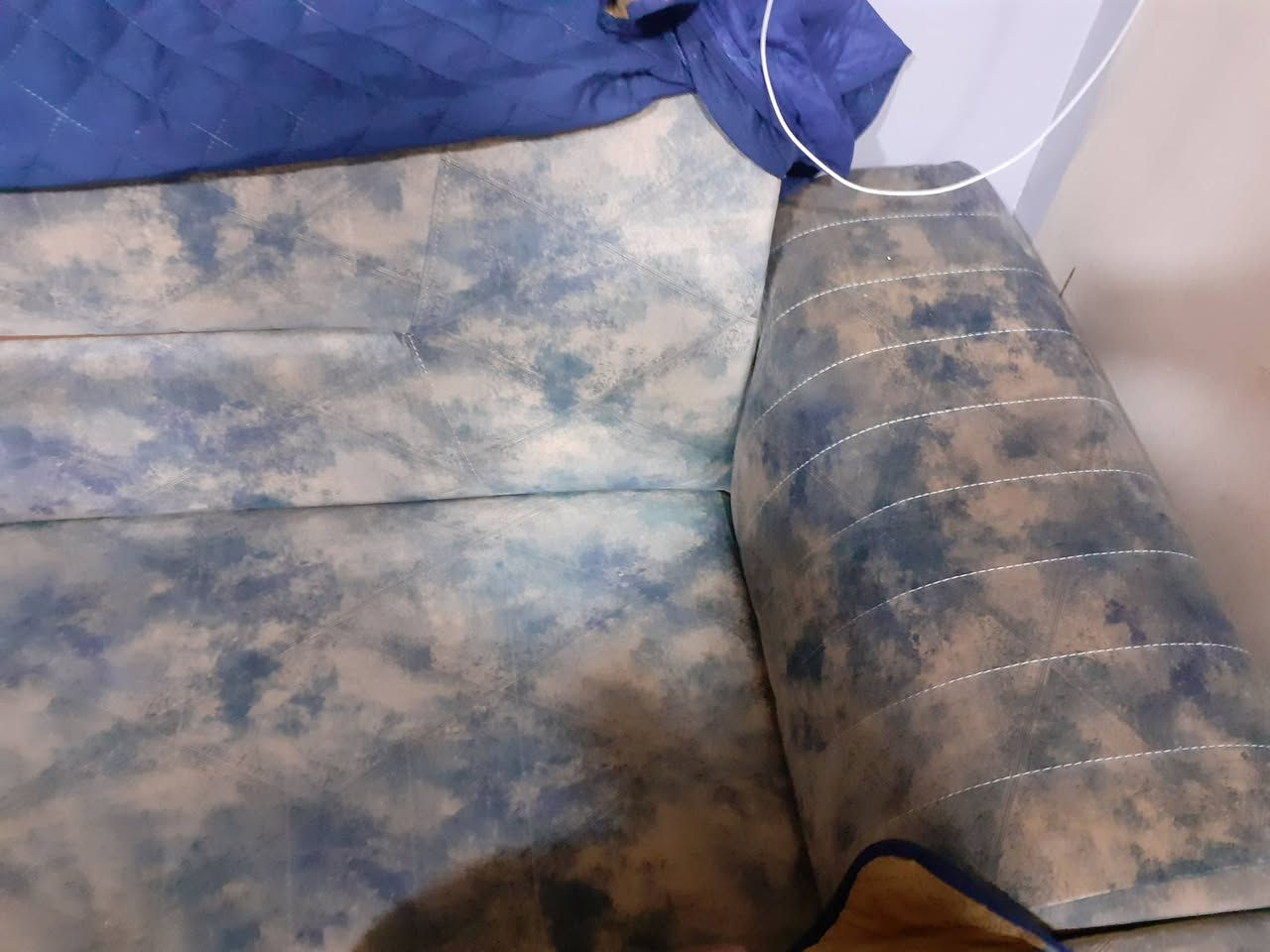 غراض للبيع
مكلف بالنشر ومستعجلين على بيعهم غراض استعمال قليل سبلت توست 2طن تدفاء تبريد شغال نضيف سعره قفل والاسعار كلها قفل السبلت سعره 250 الف ثلاجه مجمده اربع ابواب 600 الف قفل تخم قنفات عشره مقعد ثنين كرسي وثنين ثلاثي وحد ثنائي 500 الف قفل شاشه ديكو حجم 62 فول انترنيت سمارث 200 الف قفل  مجمده عشره قدم لون رصاصي 200 الف قفل  بس فيحال تاخذوهن شلع كلهن السعر بي مجال بلا زحمه لا لحد يتشاطر بالاسعار غراض اخو الجديد الي حاب يتواصل وياي على الواتساب وهذا الرقم لا ارد على تعليق ولا ماسنجر *********** واتساب ابو علي 
ملاحضه واذا اكو مندوب او مندوبه تعرضهم يمها واله هديه مني
