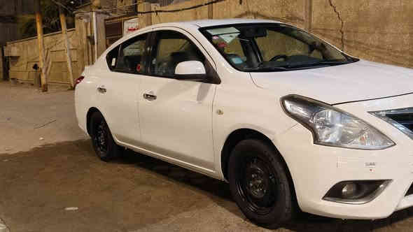 سلام عليكم صني هندي مديل 2021 كفاله عامه بيه بارد شي قليل كلش موضح بلسونار السياره ماشيه 127 الف حداديه 90% باتري جديد تخم تاير جديد السياره ستوني مسويله ادامه 👌🏻
السعر 110 قفل لا اتعبك ولا تعبني 
للستفسار ***********
