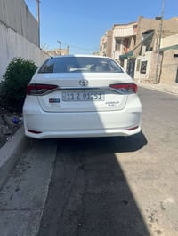 كورله هايبرد 2025 شكل الخليجي المرغوب  للبيع فقط سياره كير ومكينه زيرو...