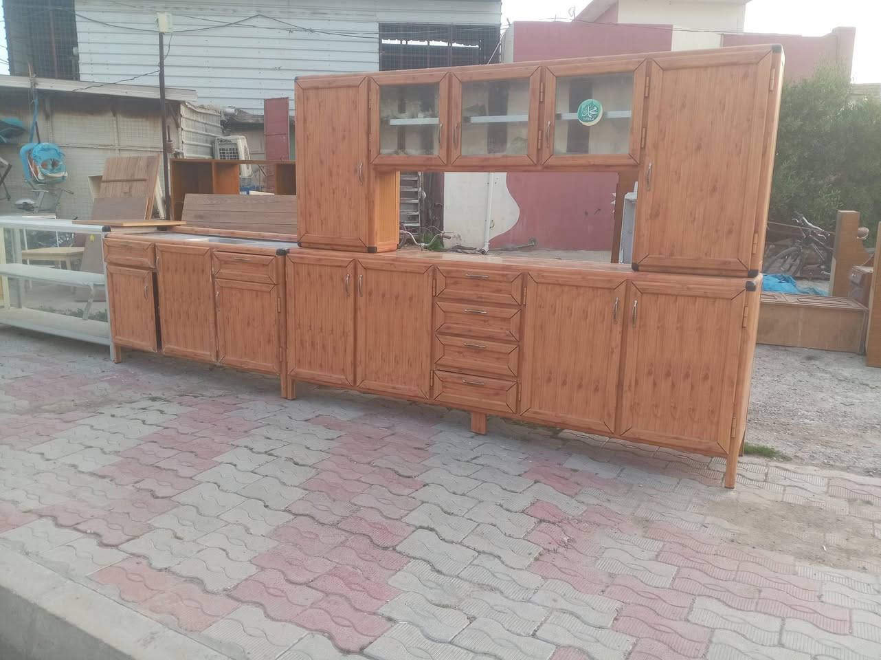 كونتر مترين نص شغل تفصال درجه اولى
مزاد مهدي خانقيني

خانقين محطه خلف مركز شرطه ازادي

***********
