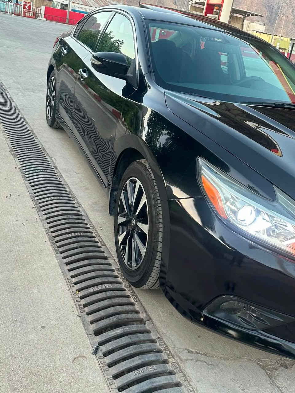 ئەلتیمای ئەم مۆدێلە کیلن بی بۆیاخ
NISSAN ALTIMA 2018 SV PLUS
‎٢٠١٨ فول فول مواسفات
‎رەنگی ره ش
‎سلايد -  ئاوێنە ئیشارەت- ته بريد مه ركه زى رادارى لا
‎ته نيشت
‎شاشه گەورە  ، كاميرا ، ته بريد شاشه مواسەفات سپليت، ئاويّنه كارەبا
‎درژە  فوول ، تحديد سورعه
‎- زوّر مواسفاتى تر
‎كيّر ومه كينه وته بريد  بەشەرت سيارەکە ئی یەک دەستە  . پيّش و
‎دوا كامل تازا داكيراوه روّن وهايدروّليكيش تازه كَوّراوه
‎٤ تایەی تازەی  له ژێرە  سەنەوی تازەیە تا ٢٠٢٩
‎ئێرباگ هەمووی بەشەرتت ١ پارچە بۆیاخی هەیە لەگەل پەلەیک بیناو گرتن بی ئەرباگ  ١ شوین کارتی بچوک ئەویش بەر چاو نیە
بەردی گزۆزی بەشەرت بیلادیە 
ناونیشان رانیە بۆ نرخ تەلەفۆن بکەن *********** رانية, السليمانية
