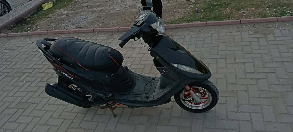 يا الله سلام عليكم
ماكس عدله للبيع 

دراجه ما نقصه اي شي 

مزوعه تزويد بوشه 55

شغاله سلف وهندو 

التزويد لبيه 

1 صدر مشمشي 
2 فج برنبو  مشمشي 
3 صينيه فج 
4 وياله نجمه وتايرات باله 
5شوته مال أربعه 
6 مقياس مال شحن الدراجه 
7 شيال مشمشي 
8مرايات رياضي 
9مازده لد مزروعه 
10 بكلايت مال أربعه 
11 دشبول اكتروني 
12 كشن مال أربعه اصلي 
13 صالنصه أف أم 
14سستم سماعات تيربو 

 وأدراجه بل حقيقه احله من صور 

المكان بغداد حي لبتول 
سعر 650 وبيه مجال 

للتواصل ***********
