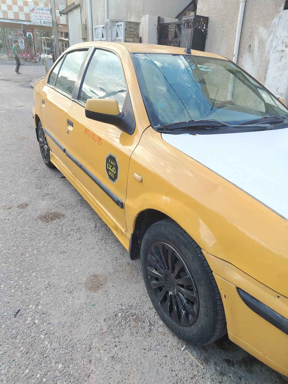 السلام عليكم سمند موديل ١١رقم بغداد تحويل مباشر مكينه كير صدر تايرات خير من الله العنوان البياع تقاطع درويش حي التراث السعر ٣٢وبيهه مجال ***********
