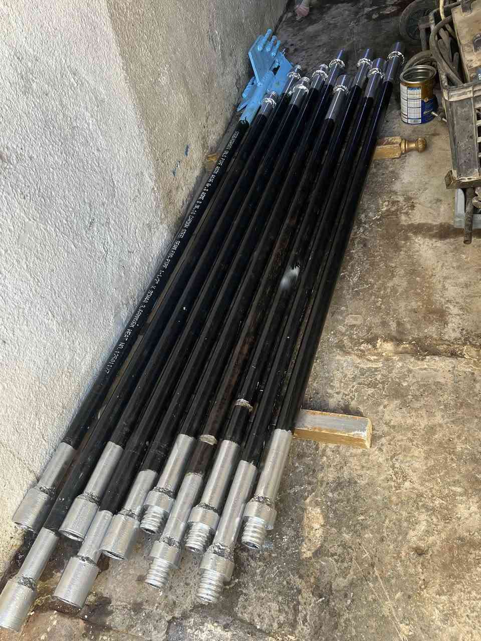 سلام عليكم حفاره كهرباء للبيع ***********
هيكل+ 22متر بوري مع برينه حجم 13انج+ونج رفع+ماطور حفرمع اسيفل 
ماطورات من نوع إيطالي سنكل
ملاحضة.يوجد ماطور حفر 3 فيز حسب اختيارك 
سعر الحفارة 3 مليون مكاني بغداد بوابه بغداد الكاظمية
