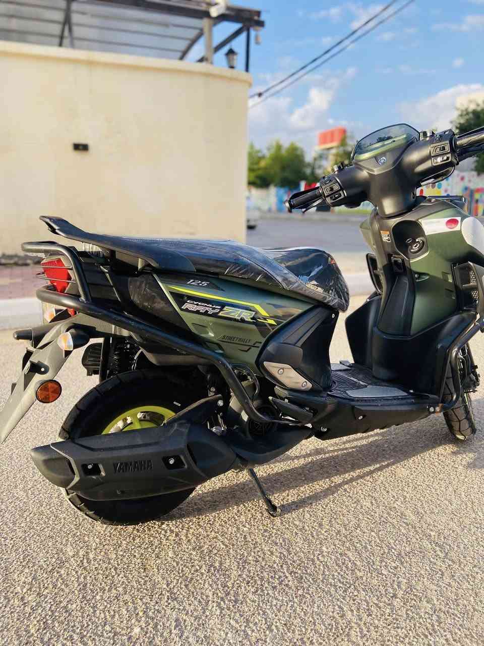 ياالله توفر زت ار 25 لون زيتوني الدراجه شوف العين كارتون السعر ب2و300 كامله للاخير ممشاها قليل للاستفسار *********** اتصال او واتساب
