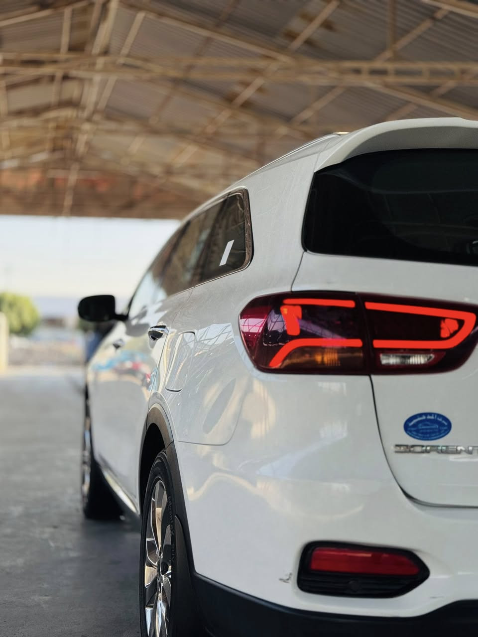 السلام عليكم للبيع سورنتو موديل 2019خليجي فول مواصفات رقم بابل دولي ماشيه 123الف معروفه بمواصفات الخليجي 6سلندر 7راكب جنطه كهربائيه 5بصمات ترحيب سورنتو بعد هواي مواصفات بيها ترهم مراوس حسب القناعه المكان بابل الحله للاستفسار ***********///***********
