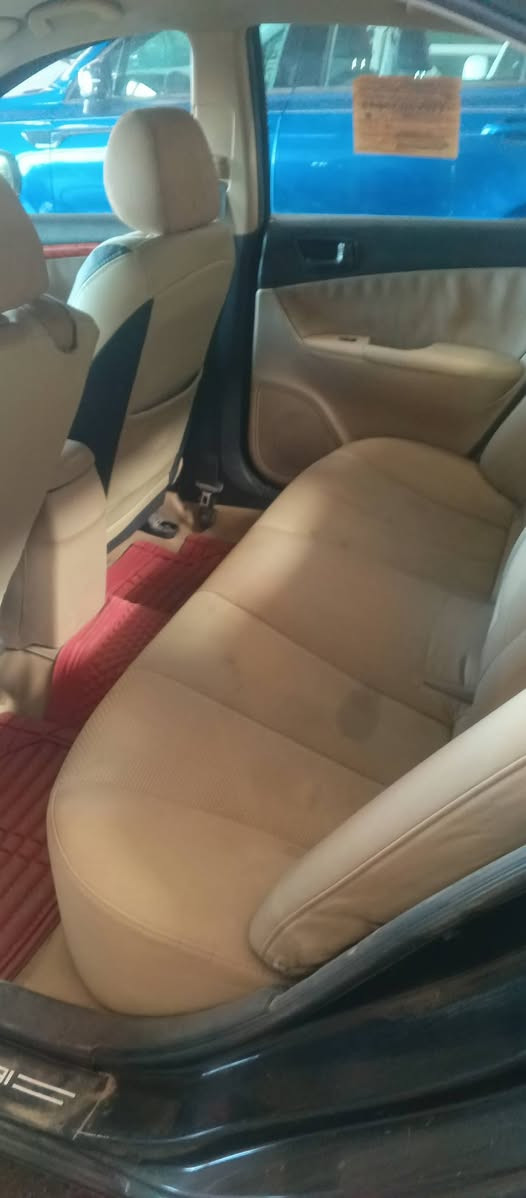 سلام عليكم 
سيارة نوع سوناتا 2009
مكينة 2400
سيارة كفالة عامه تجي سؤي سؤنار كفالة عامة 
رقم اربيل محول انكليزي تؤة سيارة حلوة بمعنى الكلمة
حدادية كاملة كل جديد 
الإستفسار ***********
