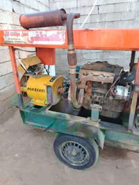 مولد كيا للبيع نضيف سلف داينمو باتري جديد الاستفسار 07729050874