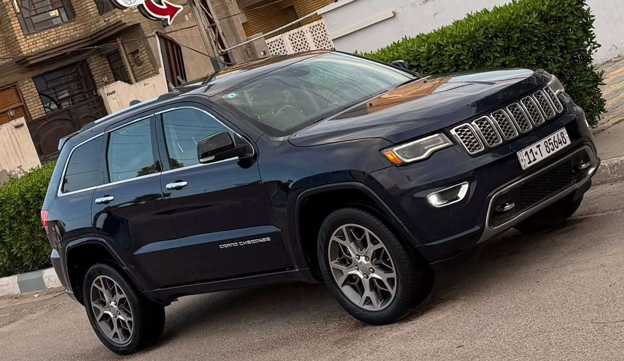 سلام عليكم
جيب اوفر لاند  وراد امريكي حادثه جملغ وبنيد  2018 لمتد 4x4 فول موصفات 1/1 
حجم المحرك : 6 سلندر 
ماوس وضعيات قياده الفور ويل 
* بانوراما
*اناره ترحيب 
بصمه دخول ذكي
*صندوق كهربائي 
*شاشه كبيرة 8.4
*كشنات الاماميه كهربائي 
*خزن وضع المقاعد والستيرن 
*ويل حجم  18
هوك امامي خلفي
*شفتات ستيرن 
* كاميرا خلفية 
* حساسات خلفية وامامية 
*دبل كزوز 
* مرايا متحركه عند الرجوع للخلف  
*تعتيم مريا 
*ستيرن كهربائي متحرك  
* كشنات تدفئة وتبريد امامي وخلفي 
* ستيرن تدفئة   
* لد امامي لايت زنون
*زراك لايت
* سستم صوت ٩ سماعات دمام خلفي 
* اشارات مرايا 
*سيدي 
*كير طيارة 8 نمر 
* تحكمات ستيرن فول
* تدفئة مرايا جانبيه 
رقم بغداد مشروع وطني 
تخم تاير 
صدر جديد امامي خلفي 
مكان السياره بغداد 
السعر المطلوب 180 $$
***********
