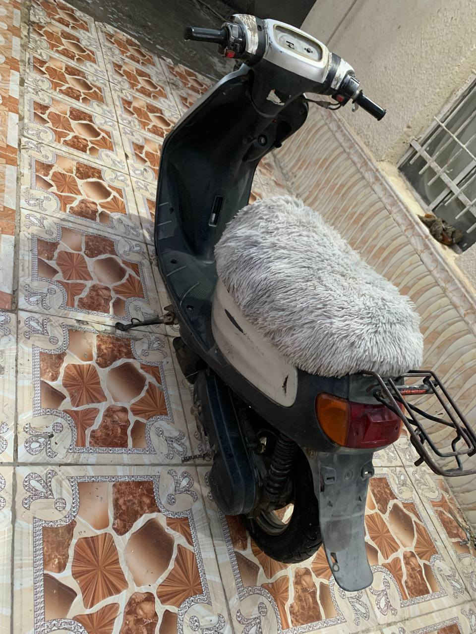 السلام عليكم
دراجه مامفتوحة كهربائيات مشتغله عوزهة سلف 
ب225 ناصرية مركز


**إذا كنت صاحب هذا الإعلان وتريد حذفه لأي سبب، رجاءا أرسل رسالة إلى الدعم الفني**