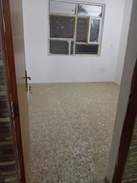 شقه للايجار طابق ثالث شارع فلسطين حي المستنصريه مقابل جامع مله حويش  ت...