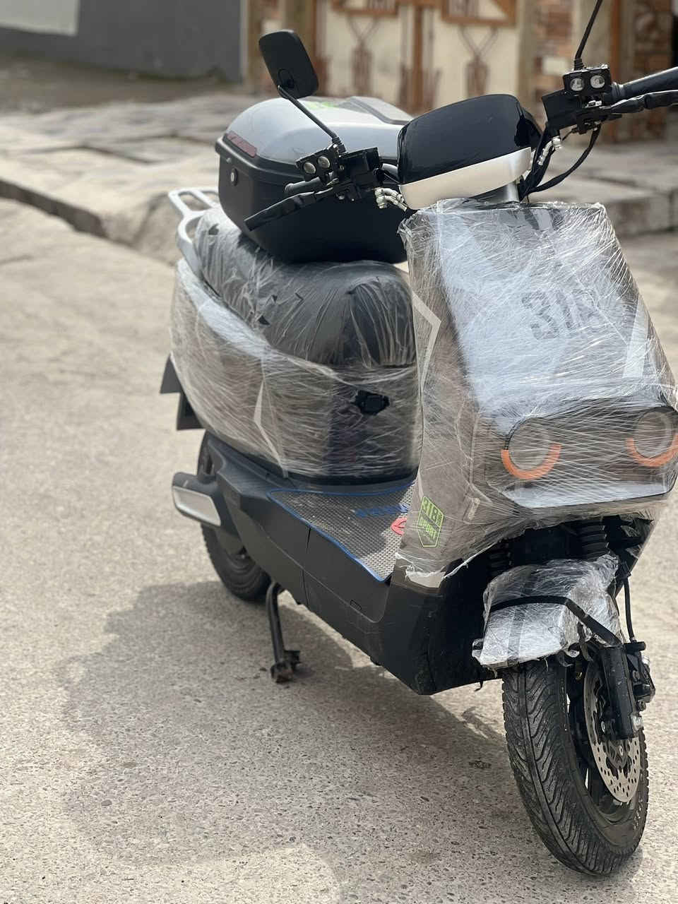 ماطور شحن للبيع 318
النظافة 100‎%‎ باتريات جدد السعر 580 وبي مجال للاستفسار الاتصال او مراسله واتساب ***********
