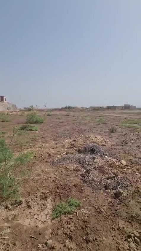 اخوان سلام عليكم قطعه أرض عبر سكت القطار  مساحه دونمين القطعه مكانه قرب  مجمع بركات الحمزه طابو زراعي سند 25  يدخل سهم بسمك طريق حمزه ديوانيه الاستفار عله الرقم(***********)
***********
