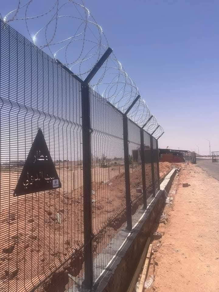 🌟 شركة الرحمن لأسيجة BRC - الخيار الأمثل لأمان وجمال مساحتك 🌟
📞***********  واتساب 
🏗 الجودة والاحترافية: في شركة الرحمن، نتفانى في تقديم أسيجة BRC التي تجمع بين القوة والتصميم الأنيق، مضمونة لتلبية كافة متطلباتكم الأمنية والجمالية.
💡 تصاميم مبتكرة: نقدم مجموعة واسعة من التصاميم التي تناسب كل ذوق ومتطلب، مع إمكانية تخصيص الأسيجة لتناسب مشروعك بشكل فريد.
📞 للطلب او الاستفسار يرجى مراسلة الصفحة من الزر اسفل المنشور او اتصلوا بنا الآن على الأرقام:
📞*********** واتساب 

📞*********** واتساب 
🌍 خدمة عملاء استثنائية: نفخر بتقديم خدمة عملاء متميزة واستجابة سريعة لكل استفساراتكم واحتياجاتكم.
🔒 مع شركة الرحمن، أنتم تختارون الأمان والجودة. اتصلوا بنا اليوم ودعوا شركتنا تحول مساحتكم إلى عمل فني آمن 
وجذاب! 🔒
