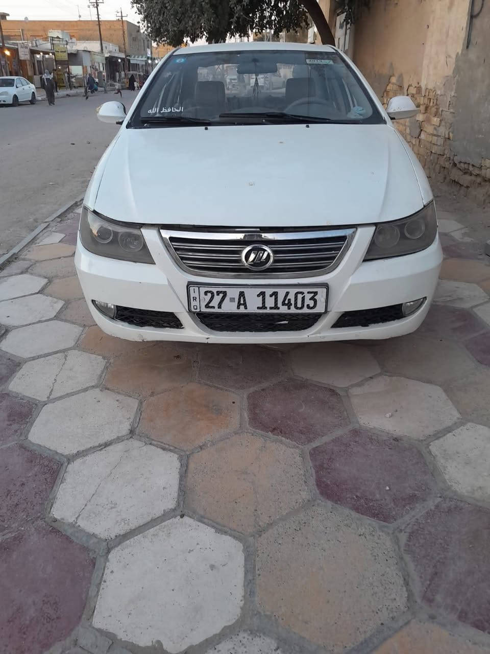 السلام عليكم 
ليفان ٢٠١٣سياره بسمي 
سياره جاهزه تخم تاير مكينه كورله شرط 
كهربائيات شغاله تبريد ضربه بيها جاملغ أمامي 
العنوان ناصريه ناحيه الفظليه رقمي 
***********  السعر ٤٥ بيها مجال
