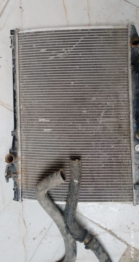 السلام عليكم عندي هاي الغراض مال كامري للبيع 
إتصال على الرقم *********** بسعر مناسب
