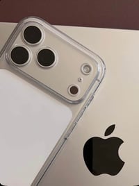 آيفون XR • ١٢٨ • بطارية ٨٧