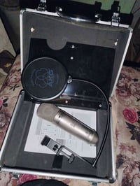 مايك بي تو • AKG • بوب فلتر