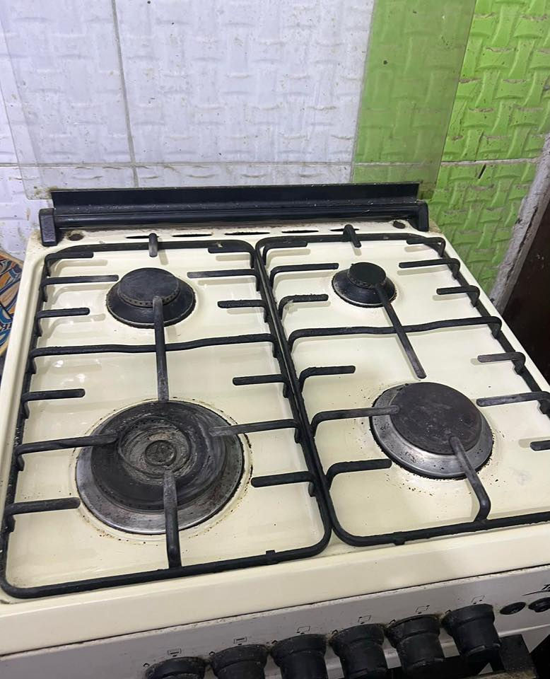 70 الف نضافه 80 بالميه مكاني الشارع العام قرب مدرسه اليوم العضيم
***********
