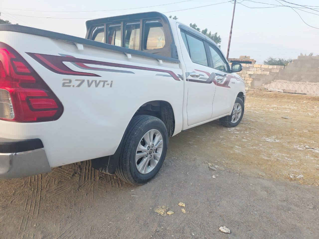 سلام عليكم سيره للبيع 2021 مكفوله كفاله عامه رقم بصره المكان ذي قار الاصلاح السعر 265 وبيه مجال للاتصال ***********
