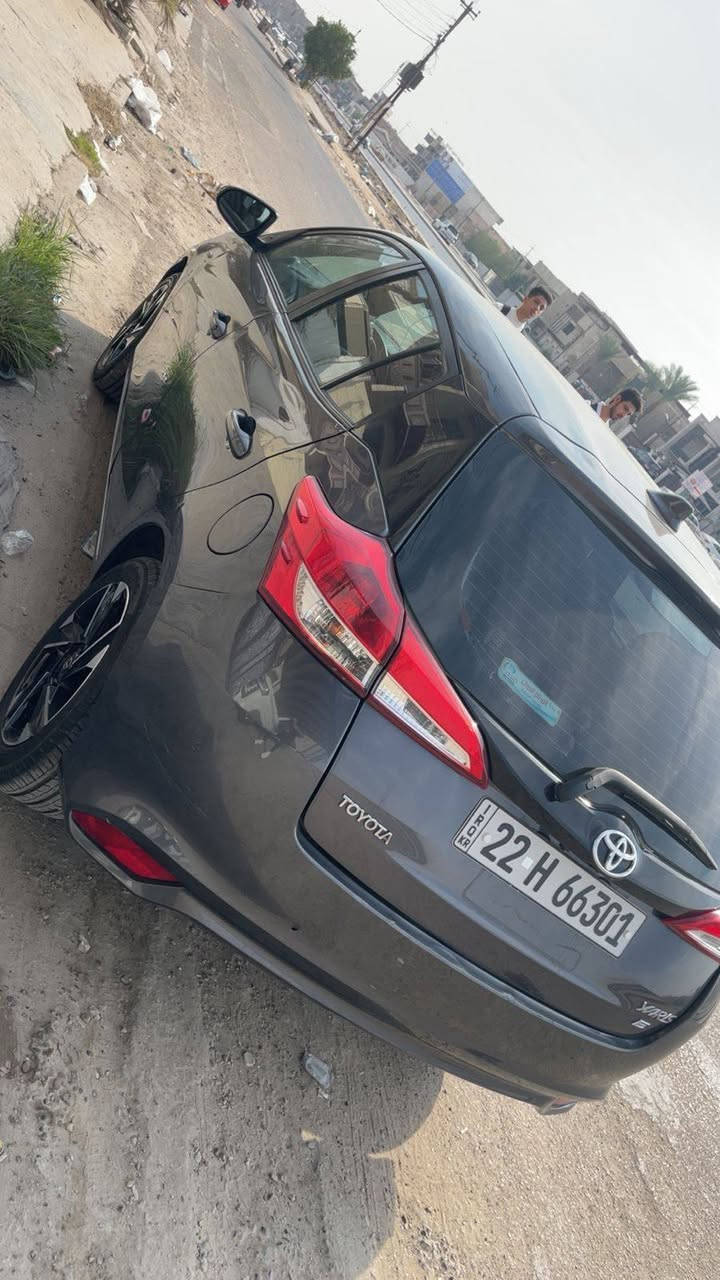 سلام عليكم
 تويوتا يارس خليجي 2019 كفاله عامه من صبغ عده بارد كد شبر الباب الخلف السائق ماشيه 36 الف محرك 1500 سعر 115. *********** بغداد قرب مطعم زرزور بل منصور
