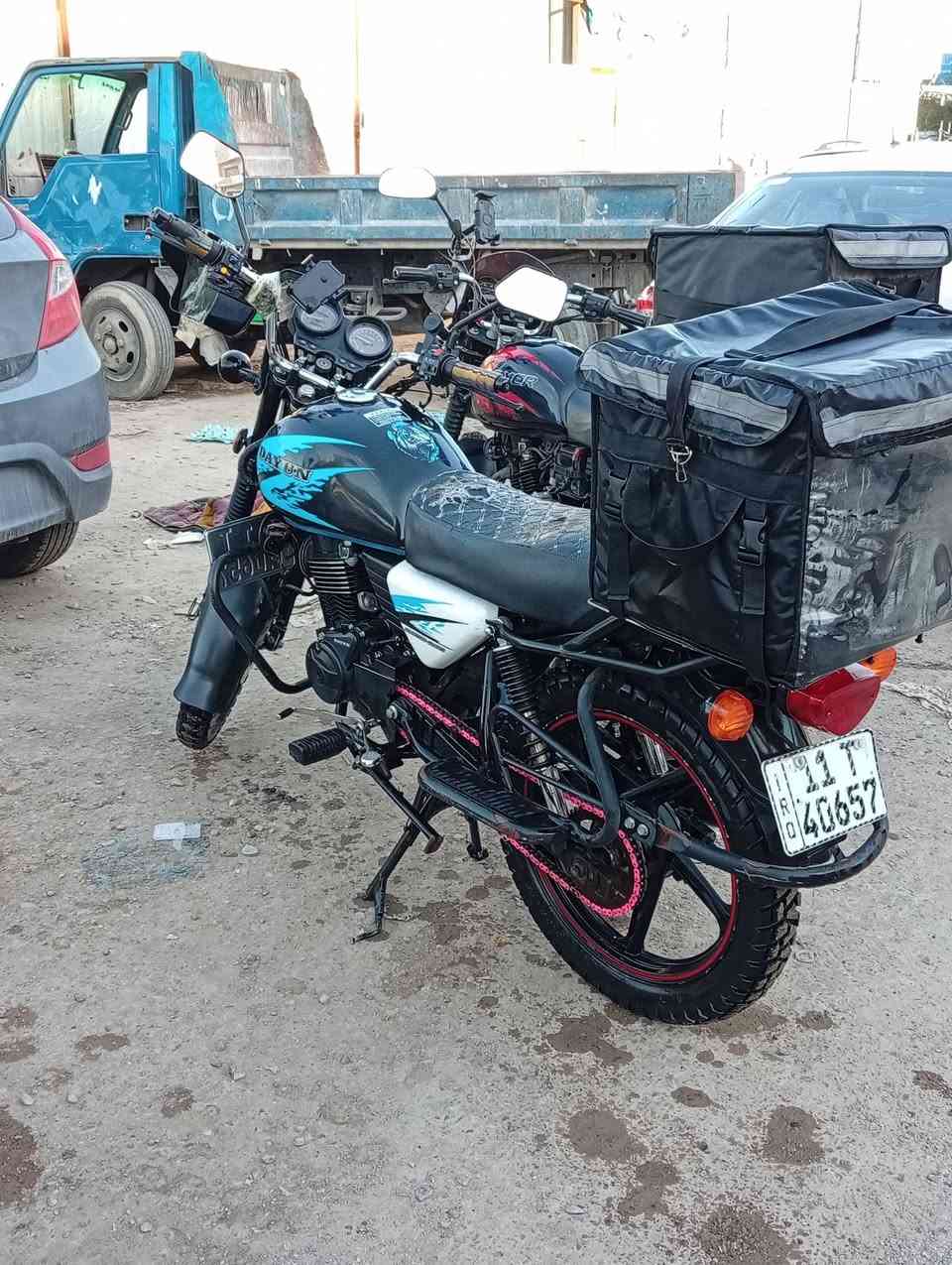 السلام عليكم دراجة دايون موديل 2023 رقم وسنوية باسمي تحويل ثاني يوم دراجة نضيفة وخير من الله 
سعرها 2150 مليونين و مية وخمسين بيها مجال بسيط حك الجية اتصل واتساب او ع ماسنجر ***********
مكاني بغداد الكفاح
