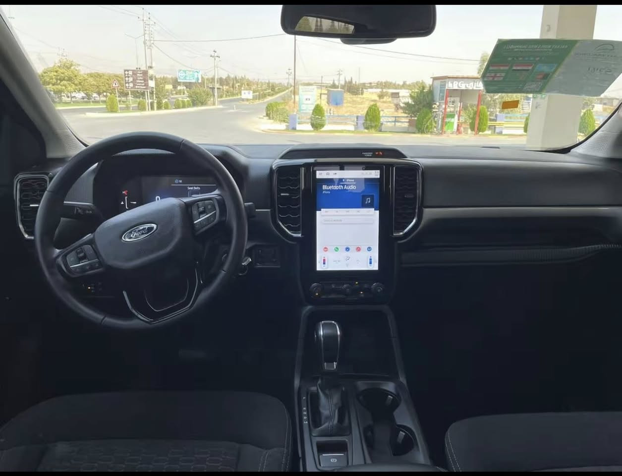 FORD RANGER 2024
سەیارەکە 6 پستۆنی تۆربۆیە لە قوەتی خۆی بێزارە
سەیارەکە 6000km عەقیقی ڕۆشتوە زۆر خاوێنە بۆیەغی تانها نیو بۆنیتی بۆیاغە هەموو گیانی بەشەرتە xlt فوڵ مواسەفاتە بۆ زانیاری زیاتر پەیوەندی بکە
***********
شوێن قەڵادزێ
