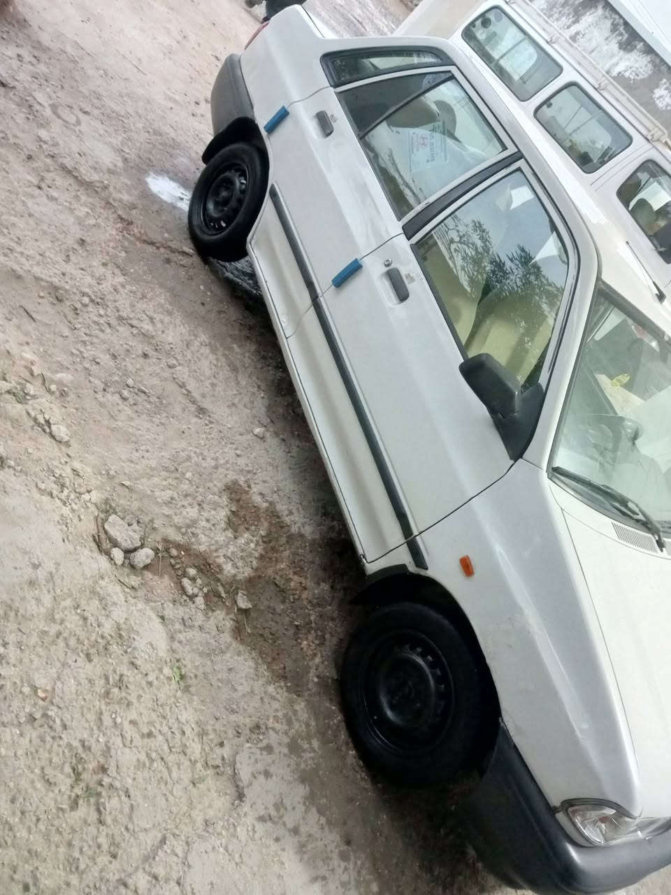 للبيع سايبه مديل 2012 محرك وكير وتخم تاير حداديه جديده ودوشمه كامله للتواصل *********** السعر 35 وبيه مجال قليل مكاني كربلاء حسينيه لمو شراي لا يعلق ولا يكسر بحلال العالم
