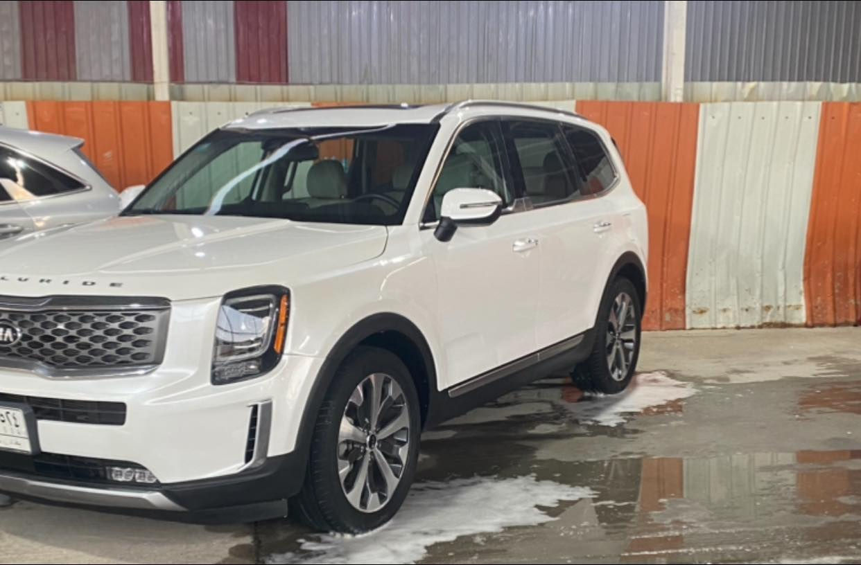 السلام عليكم .. 
تيلورايد موديل 20 
فئة S 
تحكم ستيرن 
كشنات جلد 
تدفئة كشنات 
رادارات امامي وخلفي وجانبي 
Auto stop
ستيرن رجاج 
كاميرا خلفيه 
حساسات خلفيه 
اشارات بالمرايه 
رقم بغداد بنيد تبديل جاملغات نفسهم صبغ 
( بدون دواخل ولاشواصي ) 
ايرباك فقط دركه 
ماشيه 120km // 74 mile 
للبيع 243$ وبيها مجال 
مكانها ذي قار وباسمي الشخصي 
***********
