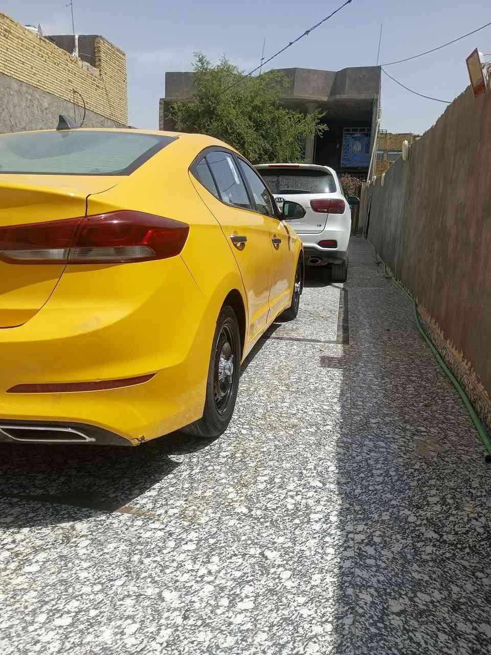 سلام عليكم  انترا 18 ذي قار بسمي مصفره هيه وغرامات تحويل ثاني يوم
وارد امريكي قطعه وحده جاملغ فقط بدون إرباك بدون دواخل ..حداديه تبريد ثلج تخم تاير مكينه 2000 دوش 
قبل شهر شديته السعر 112 بيه مجال بصيط . مكاني ناصرية..الاستفسار اتصل ‏‪***********‬‏ ناصرية
