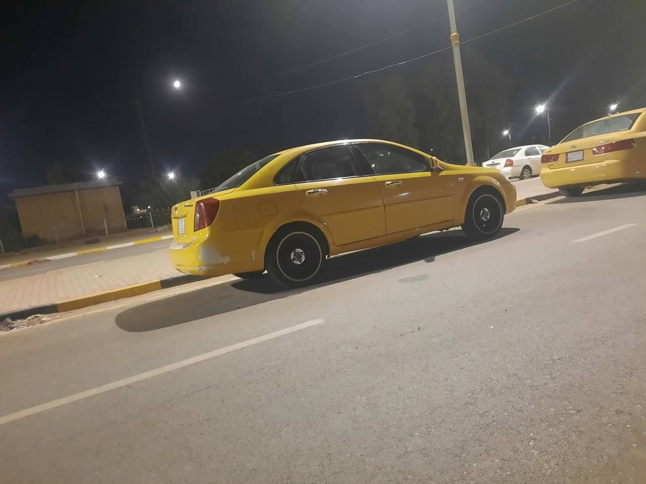 السلام عليكم للبيع اوبتره2008 رقم واسط مكينه كير تبريد تخم تاير صدر خير من الله السعر 55وبيه مجال مكان السياره واسط الصويره ***********
