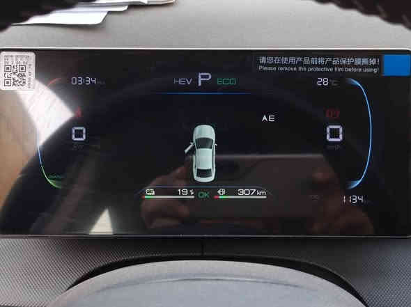 السلام عليكم للبيع السياره 18و200 مليون كفاله عامه ماشيه 1134 الاف  مكانها حي اورر فحص موقت
الاستفسار الاتصال ***********  غراضه كامله بلجيس
