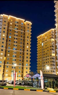 مجمع بوابة العراق • ١٦٧م • قابلة تفاوض