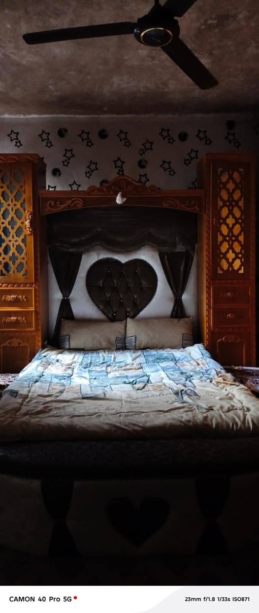 غرفة 5 ابواب جديدة نظيفة مابيها أي ضرر استخدام اقل الشهر للبيع عنوان الايمن


**إذا كنت صاحب هذا الإعلان وتريد حذفه لأي سبب، رجاءا أرسل رسالة إلى الدعم الفني**