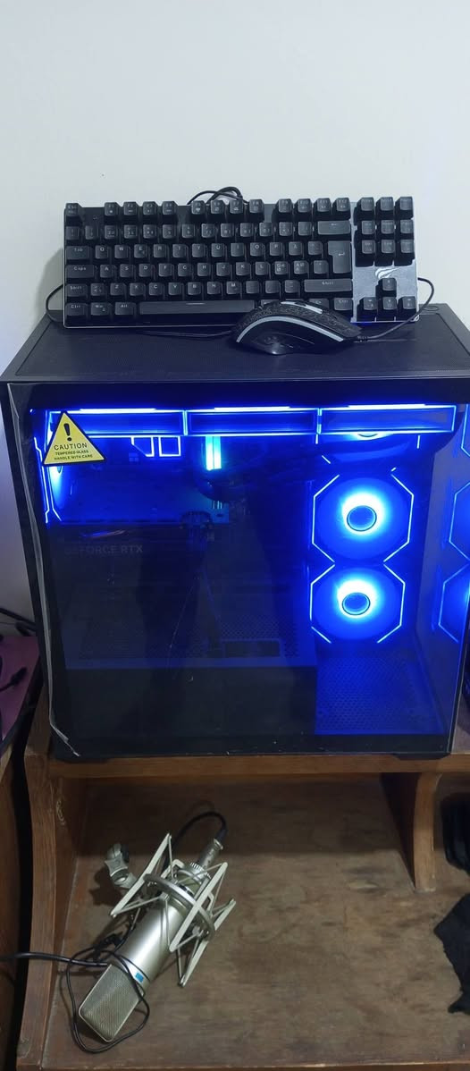 سلام عليكم كيس للبيع معى كيبورد و موس 
مواصفات جيدة جداً مثل الي بصورة
السعر مليون650


**إذا كنت صاحب هذا الإعلان وتريد حذفه لأي سبب، رجاءا أرسل رسالة إلى الدعم الفني**