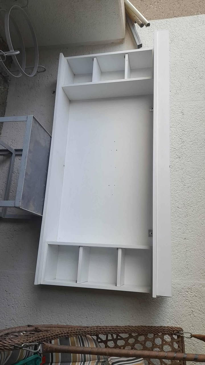 ميز بلازمه تعليك ويا ٤رفوف سويته توصى خشب جدا جدا نضيف ب٥٠ مكاني شارع حيفا


**إذا كنت صاحب هذا الإعلان وتريد حذفه لأي سبب، رجاءا أرسل رسالة إلى الدعم الفني**