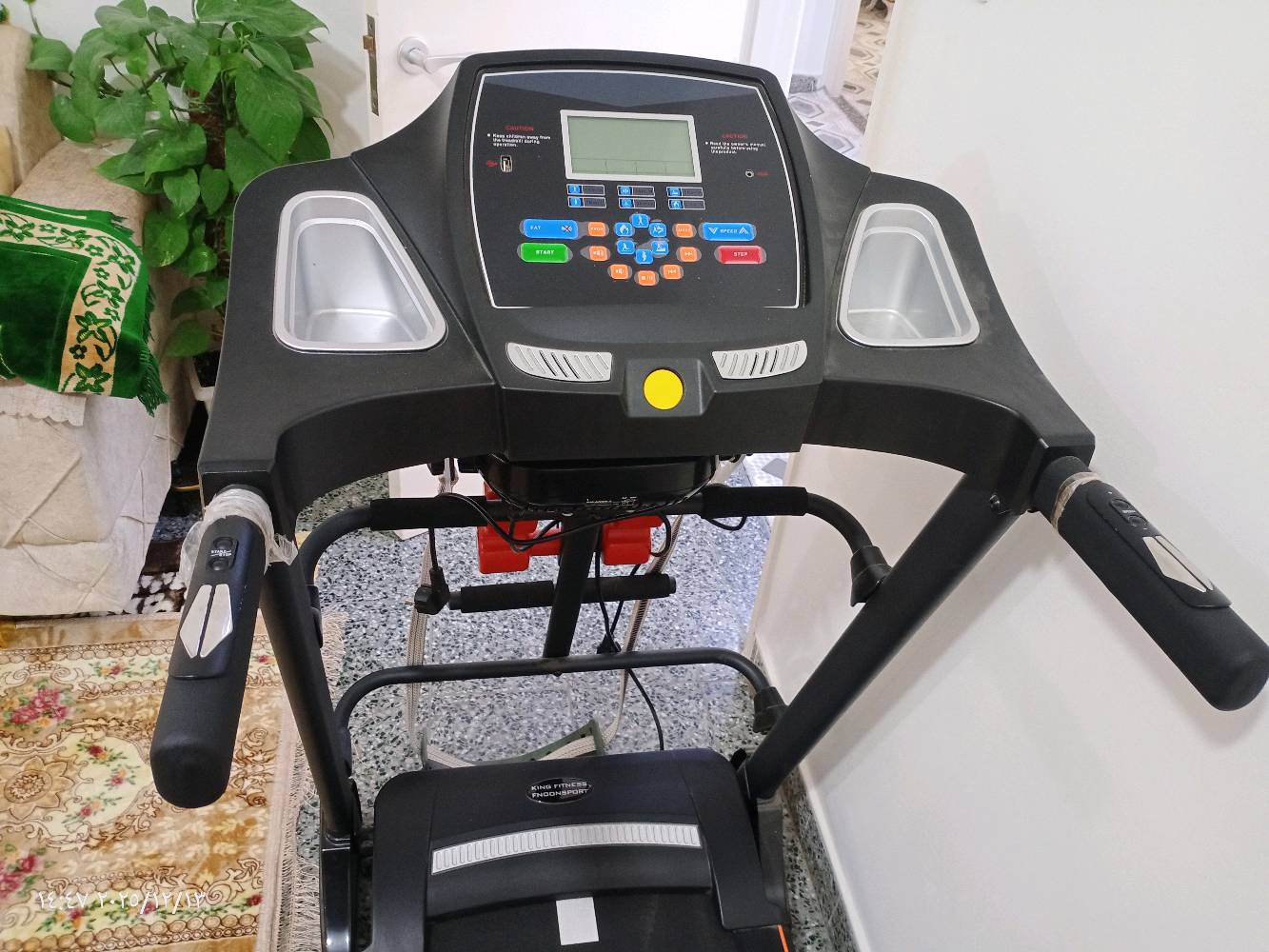 مستخدم لمدة قليله 
ياتي مع كامل ملحقاته
الانبار الفلوجه المجمع السكني