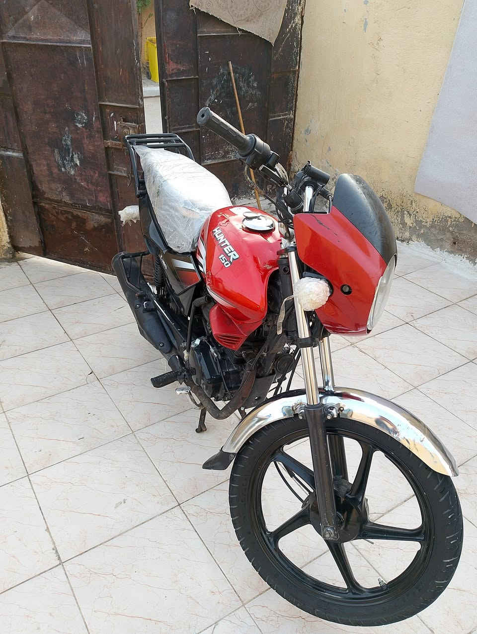 هيرو 20 طالعه شهر 9 وراق كامله كفاله عامه نقصه بس درع نضافته نفس صور مكان كوت ‏‪0783 647 8334‬‏
