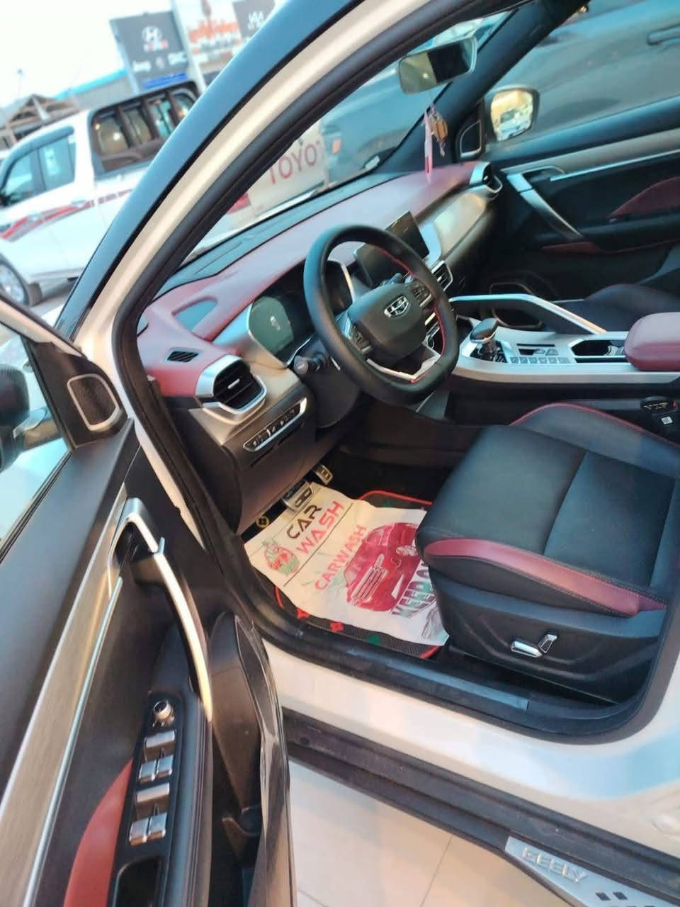 جيلي كولراي موديل 23 فئهs
فول مواصفات اعلى فئه ماشيه ١٧ الف مكفوله
سعر ١٣٥ 
مكان سياره بغداد للاستفسار 
***********
